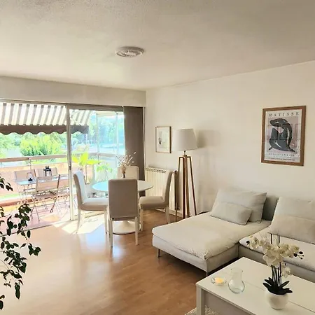 Logement Entier 2 Piscine, Terrasse Parking דירה *