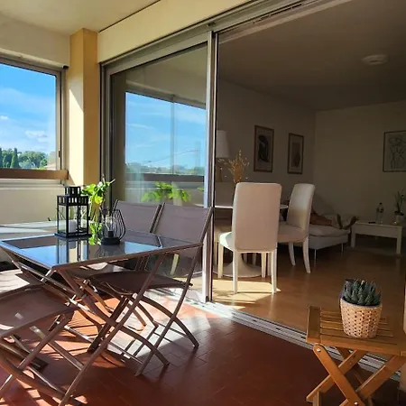 Logement Entier 2 Piscine, Terrasse Parking אנטיב